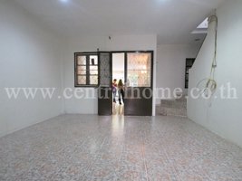 ขายทาวน์เฮ้าส์-บัวทอง-คลองถนน-หน้าบ้านติดสวนสาธารณะ