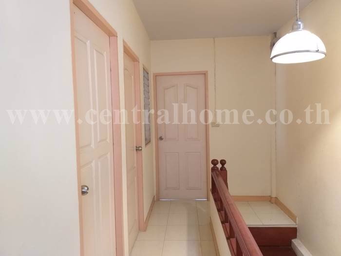 ทาวน์เฮ้าส์-หมู่บ้าน-ลัดดาวิลล์-1-2-บางกรวย-ไทรน้อย-หลังมุม