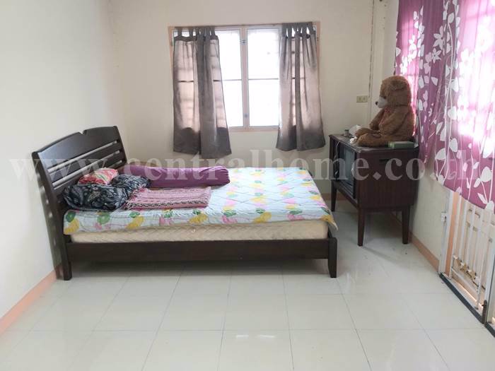 ทาวน์เฮ้าส์-หมู่บ้าน-ลัดดาวิลล์-1-2-บางกรวย-ไทรน้อย-หลังมุม