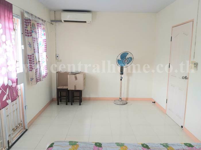 ทาวน์เฮ้าส์-หมู่บ้าน-ลัดดาวิลล์-1-2-บางกรวย-ไทรน้อย-หลังมุม