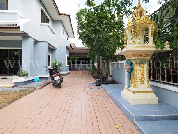 บ้านเดี่ยว-หมู่บ้าน-พาร์ค-วิลเลจ-บางบัวทอง-ถนนลำโพ