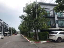 ทาวน์โฮม-บ้านกลางเมือง-พระราม-9-อ่อนนุช