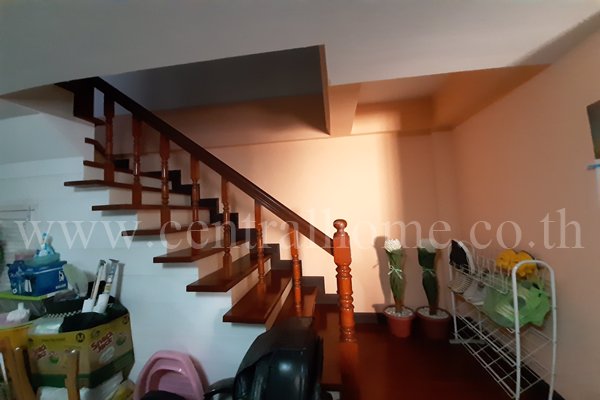 ทาวน์เฮ้าส์-หมู่บ้าน-เจ้าพระยา-รัตนาธิเบศร์-บางเลน-ซอย-4-หลังมุม