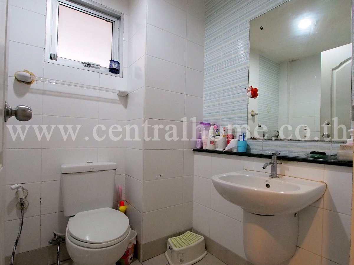 บ้านเดี่ยว-เนเบอร์โฮม-สุขาภิบาล-5-มีห้องนอนผู้สูงอายุ-ถูกที่สุด