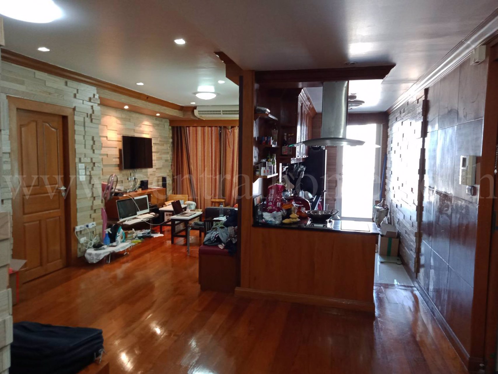 คอนโด-ศุภาลัย-ริเวอร์-เพลส-เจริญนคร-ห้องใหญ่-วิวแม่น้ำเจ้าพระยา