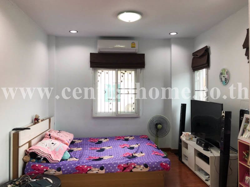 ขายบ้านแฝด-426-ตรว-หมู่บ้าน-ลภาวัน-19-รัตนาธิเบศร์-ราชพฤกษ์