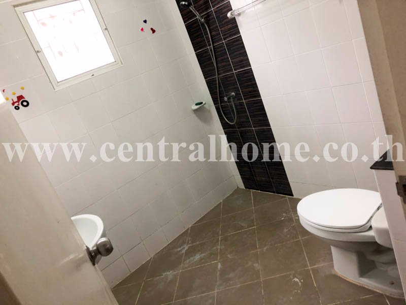 ขายบ้านแฝด-426-ตรว-หมู่บ้าน-ลภาวัน-19-รัตนาธิเบศร์-ราชพฤกษ์