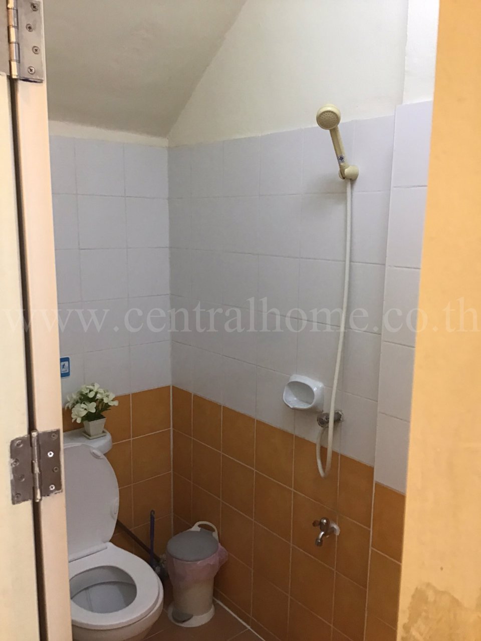 อาคารพาณิชย์-หมู่บ้านวิเศษสุขนคร-16-ประชาอุทิศ-90