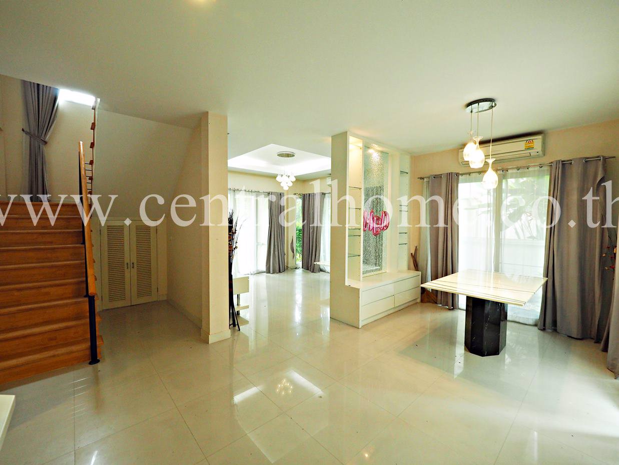 บ้านเดี่ยว-ไลฟ์-บางกอก-บูเลอวาร์ด-รัชวิภา-หน้าบ้านไม่ชนใคร