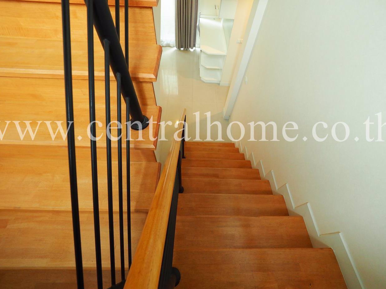 บ้านเดี่ยว-ไลฟ์-บางกอก-บูเลอวาร์ด-รัชวิภา-หน้าบ้านไม่ชนใคร