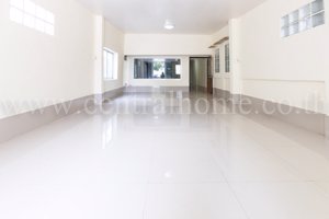 ทาวน์เฮาส์-หมู่บ้าน-ประชานิเวศน์-3