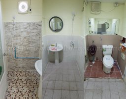 ทาวน์เฮาส์-หมู่บ้าน-ประชานิเวศน์-3