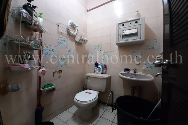 ทาวเฮ้าส์-หมู่บ้าน-บัวทองธานี-ตรงข้ามสมบัติบุรี