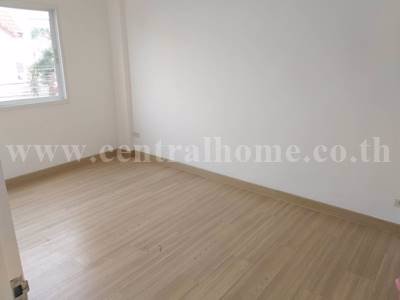 โฮมออฟฟิต-3-ชั้น-เมืองใหม่ดอนเมือง-สรงประภา-30