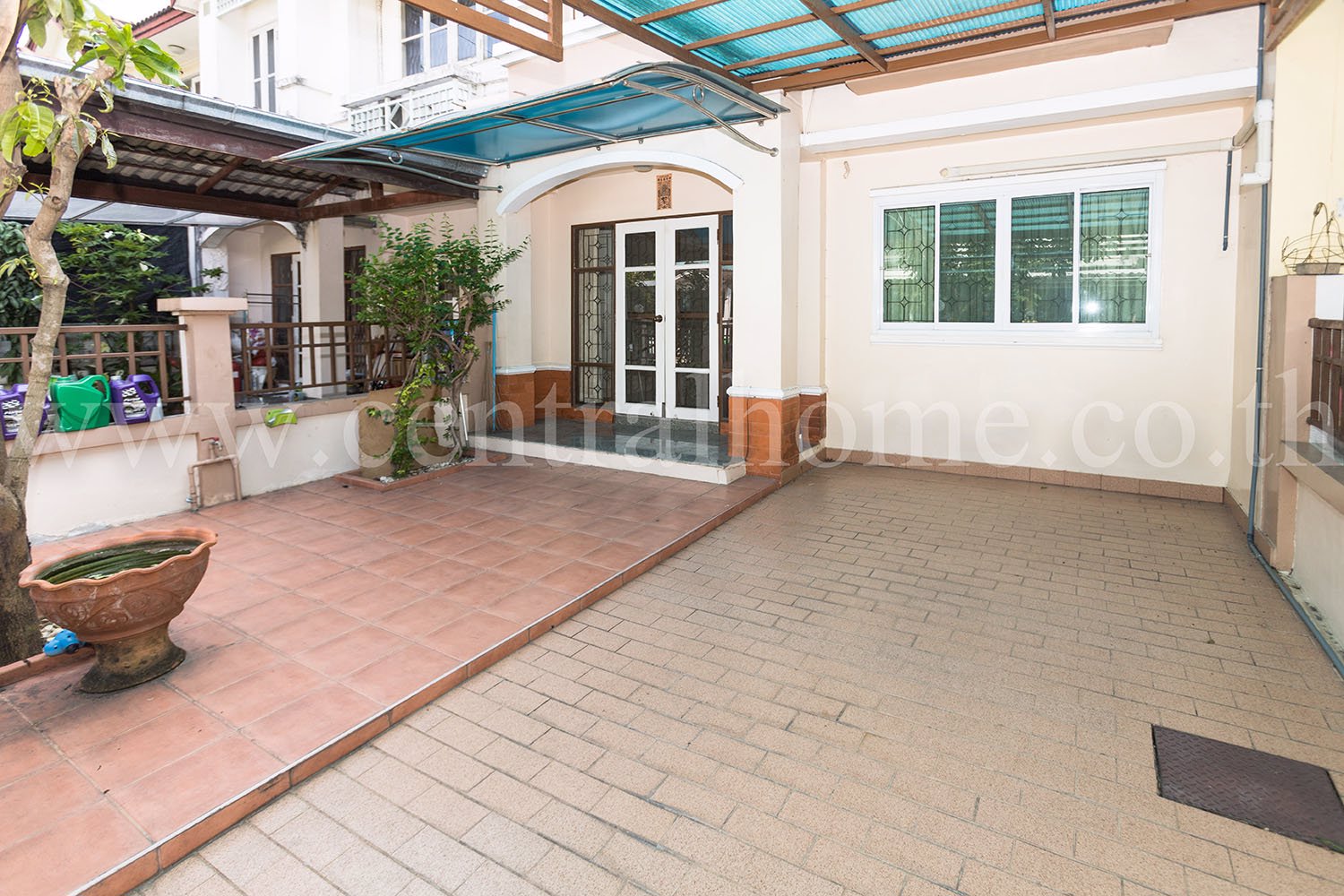 ทาวน์เฮ้าส์-หมู่บ้าน-อักษรา-บางบัวทอง-ถนน-บางกรวย-ไทรน้อย