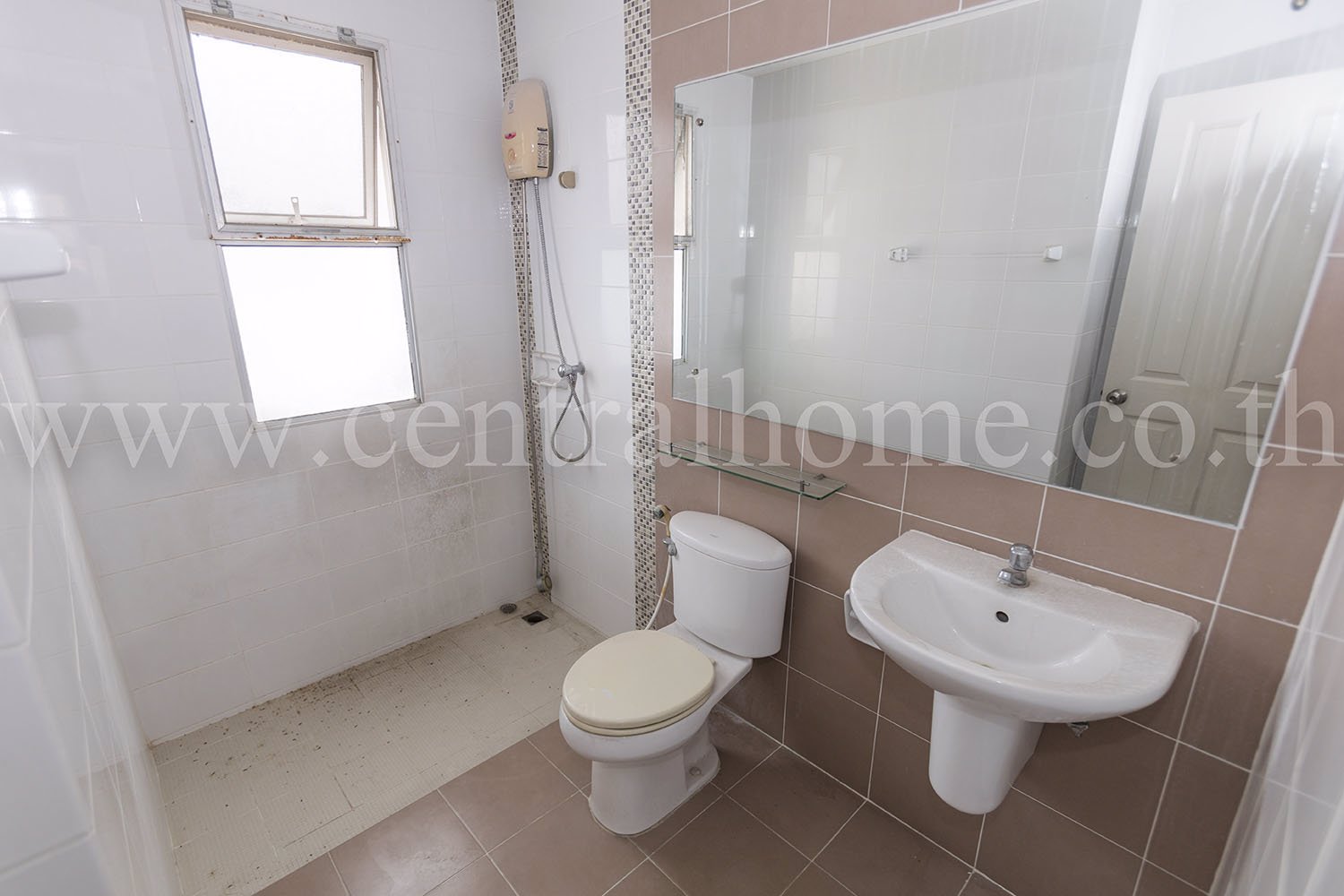 ทาวน์โฮม-ทาวน์-พลัส-เทพารักษ์-วงแหวน-townplus-thepharak-ต้นโครงการ