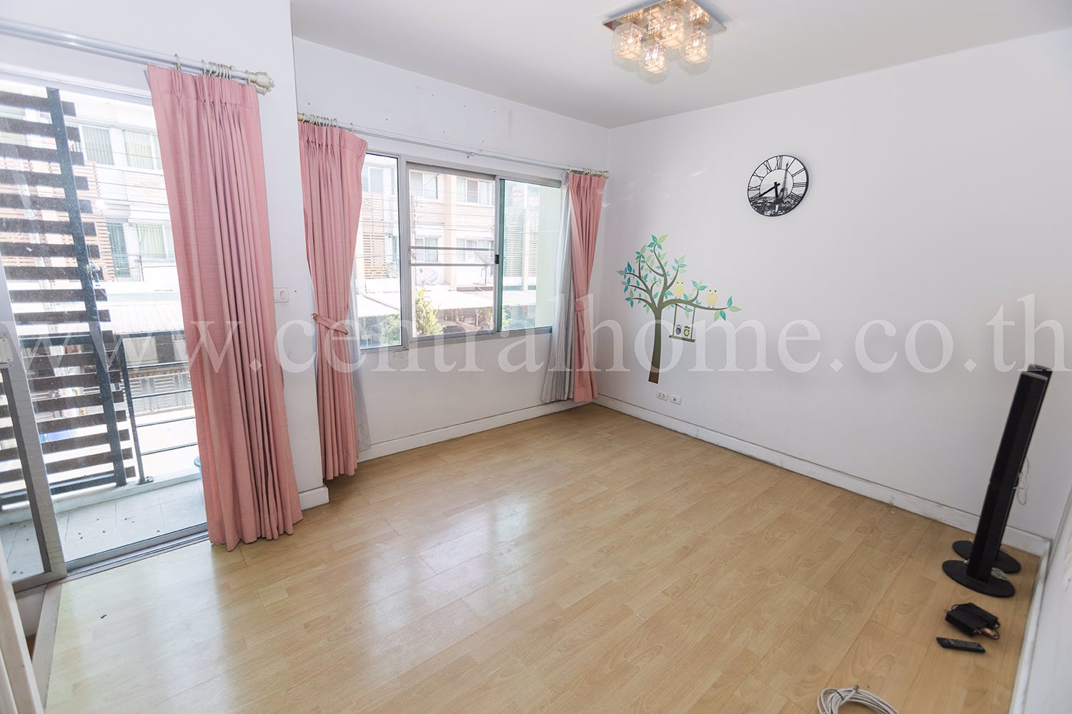 ทาวน์โฮม-ทาวน์-พลัส-เทพารักษ์-วงแหวน-townplus-thepharak-ต้นโครงการ