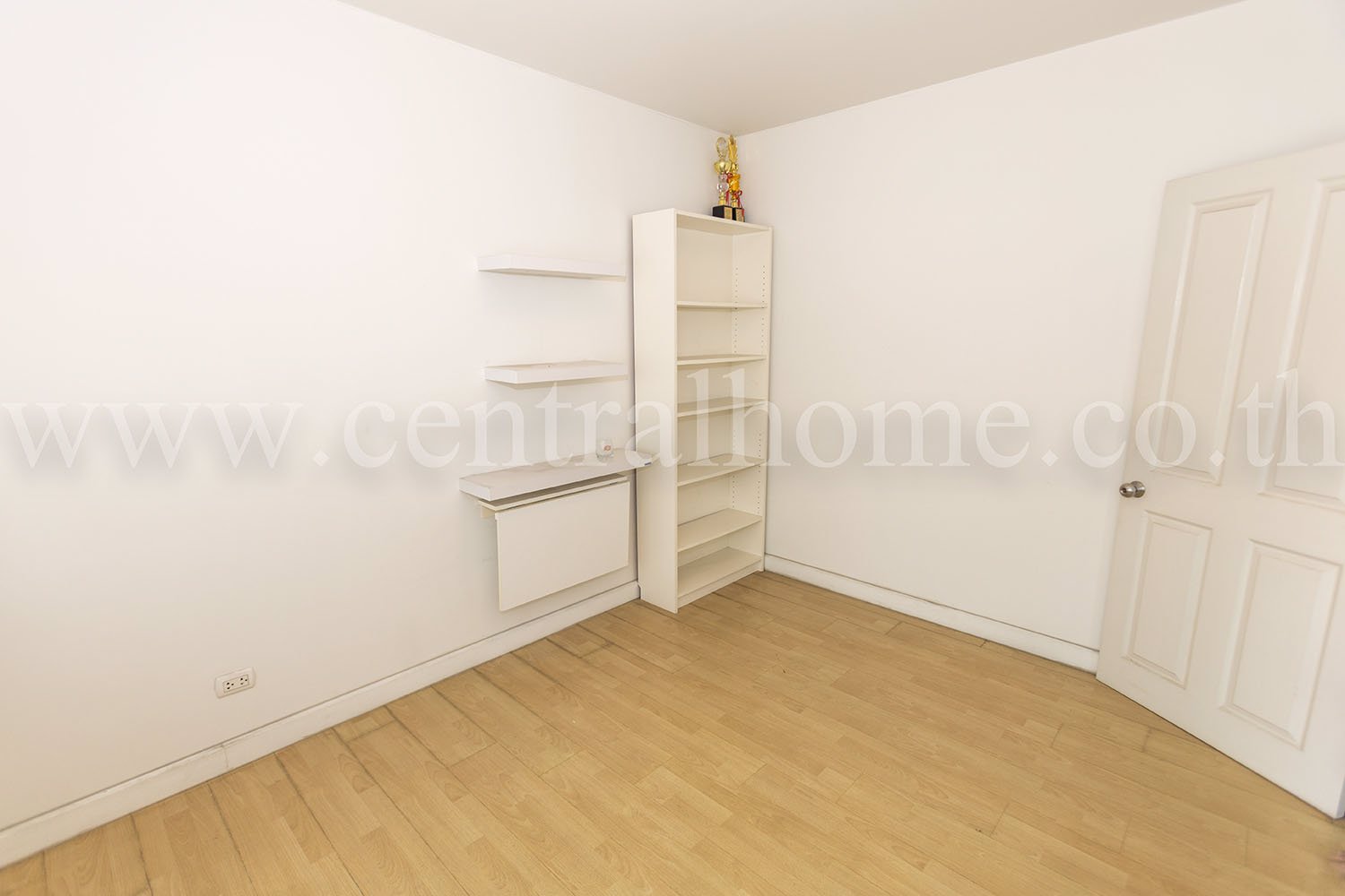 ทาวน์โฮม-ทาวน์-พลัส-เทพารักษ์-วงแหวน-townplus-thepharak-ต้นโครงการ