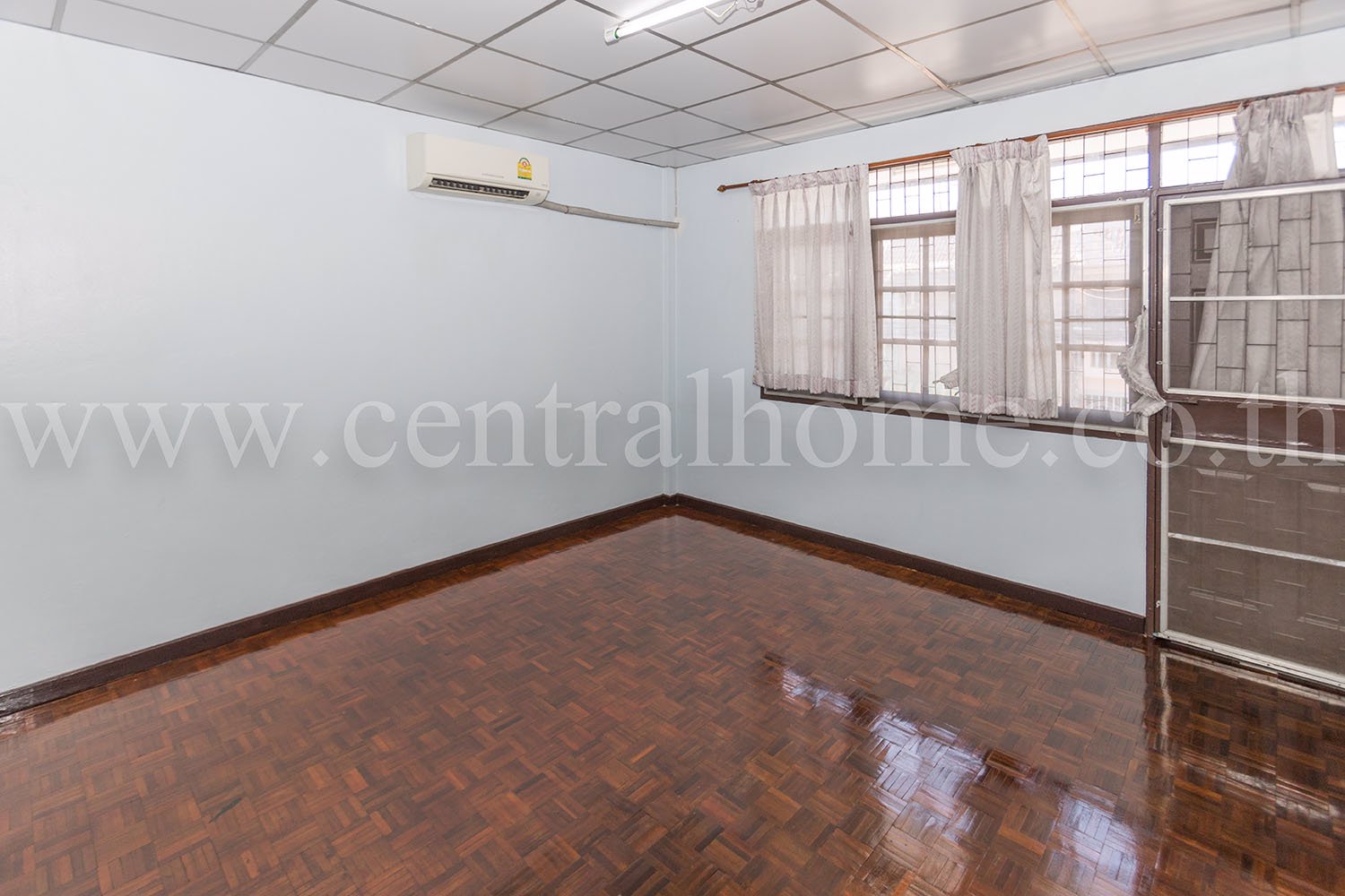 ทาวน์เฮ้าส์-หมู่บ้าน-อยู่สบาย-สำโรงเหนือ-23