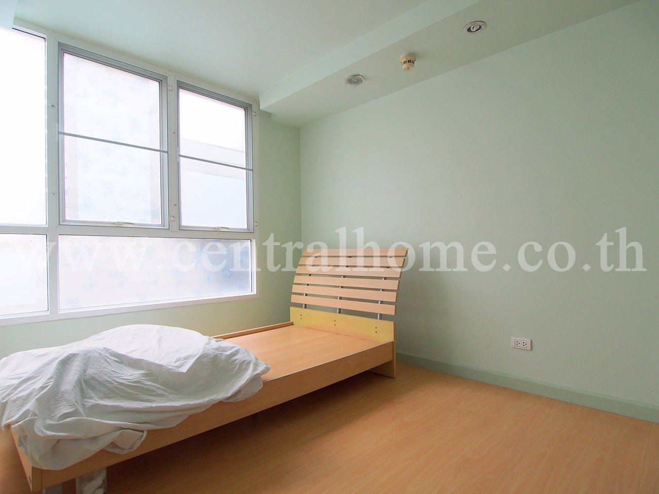 zenith-place-sukhumvit-71-1