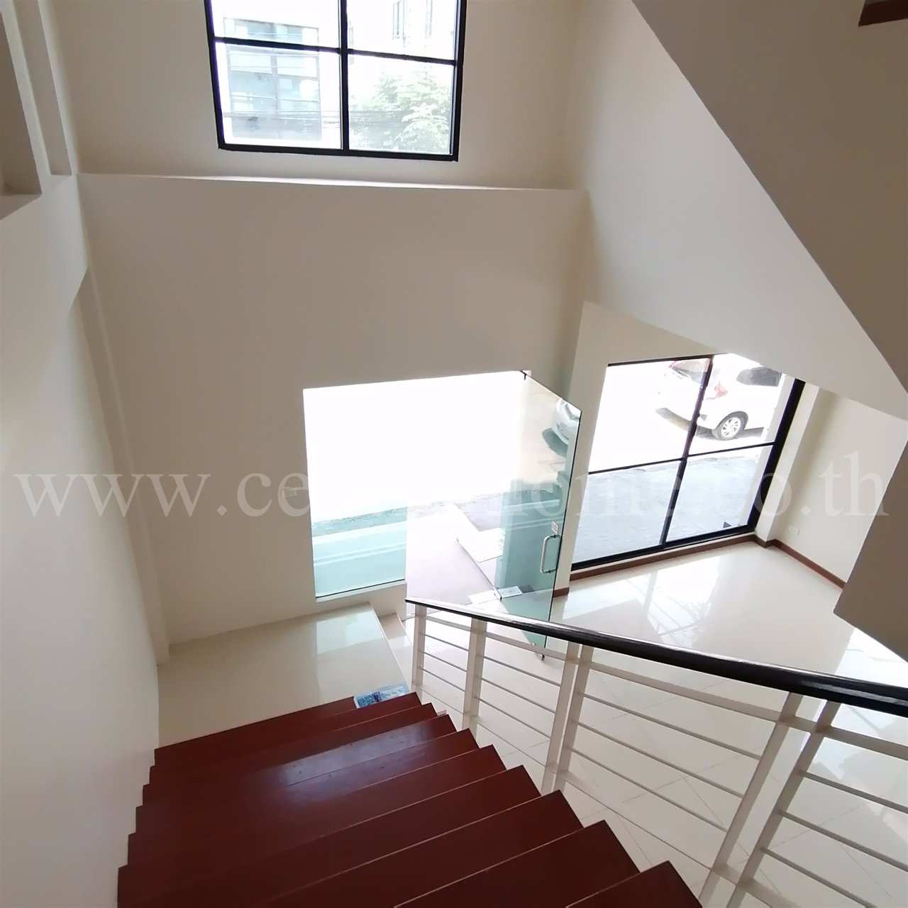 บ้านกลางกรุง-ออฟฟิศ-ปาร์ค-ลาดพร้าว-71-ถนาคนิวาส-ซ10