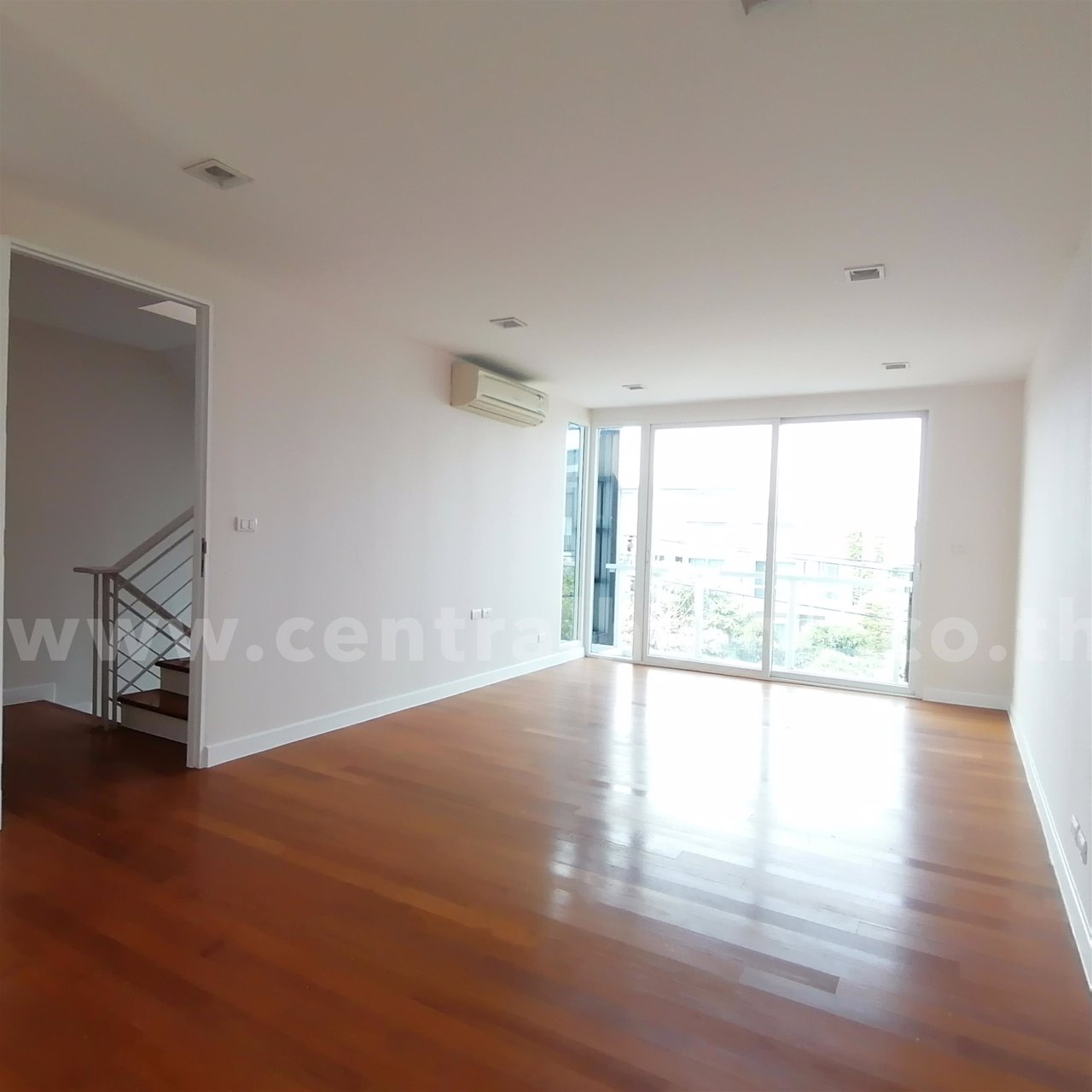 ทาวน์โฮม-โครงการ-สเปซ-ลาดพร้าว-เหม่งจ๋าย