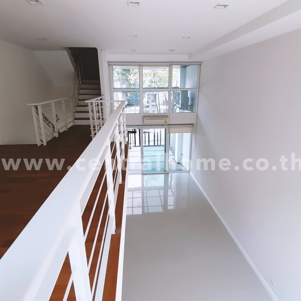 ทาวน์โฮม-โครงการ-สเปซ-ลาดพร้าว-เหม่งจ๋าย