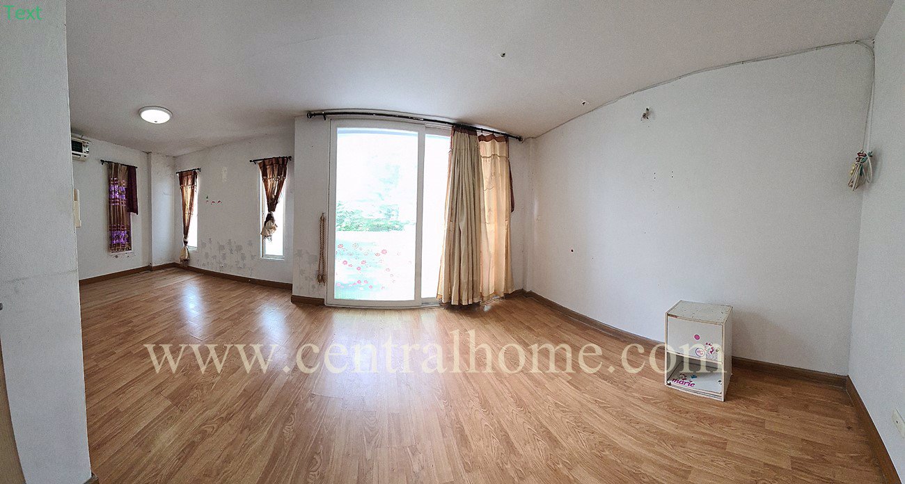 ทาวน์โฮม-หมู่บ้าน-เมอริท-แกรนด์-ดอนเมือง-หลังมุม