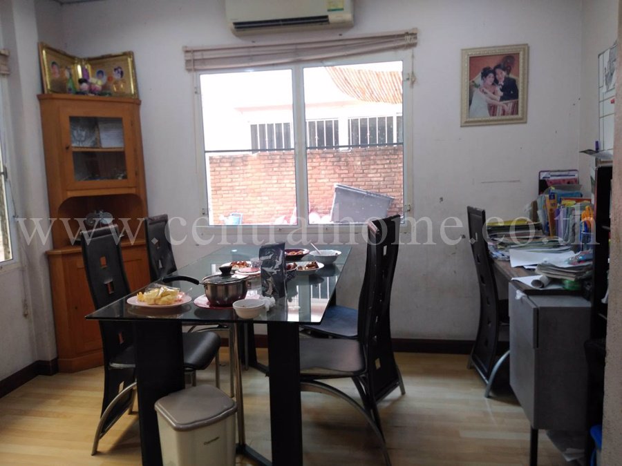 บ้านเดี่ยว-หมู่บ้าน-รามอินทรา-เฮ้าส์