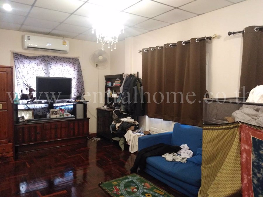 บ้านเดี่ยว-หมู่บ้าน-รามอินทรา-เฮ้าส์