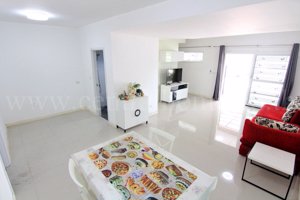 ทาว์นเฮ้าส์-หมู่บ้าน-พฤกษา-ไพร์ม-สถานีรถไฟฟ้าบางพลู-ราชพฤกษ์-หลังมุม-หน้าบ้านสวนสาธารณะ