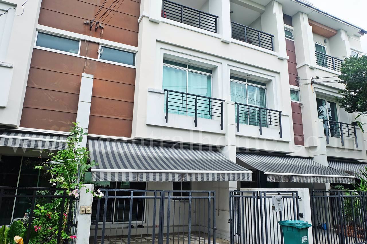 ทาวน์โฮม-บ้านกลางเมือง-สวิซ-ทาวน์-ประเสริฐมนูกิจ-25