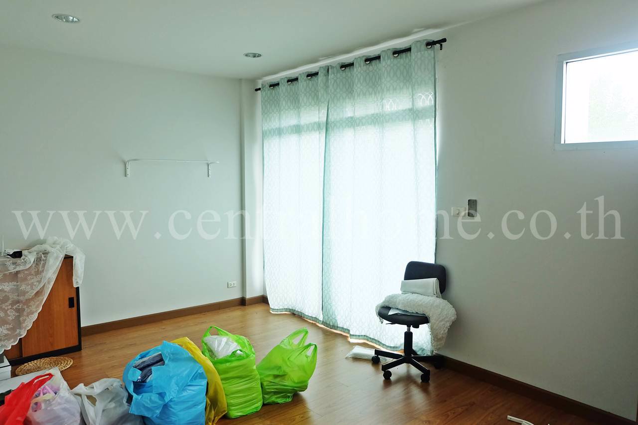 ทาวน์โฮม-บ้านกลางเมือง-สวิซ-ทาวน์-ประเสริฐมนูกิจ-25