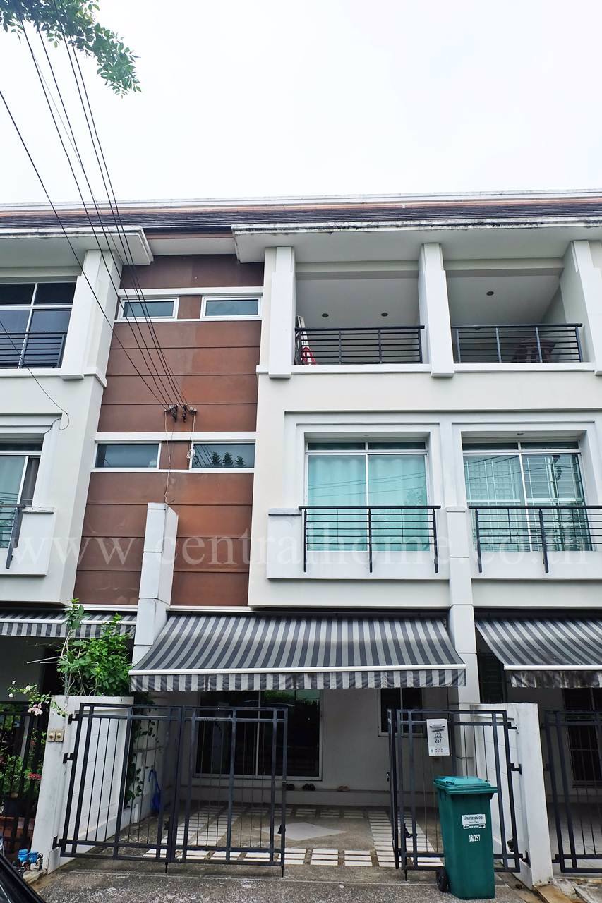 ทาวน์โฮม-บ้านกลางเมือง-สวิซ-ทาวน์-ประเสริฐมนูกิจ-25