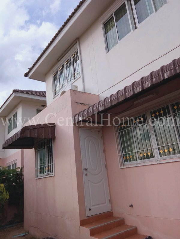 บ้านเดี่ยว-รุ่งกานต์-2-ไทรน้อย-วิวดี-หน้าหลัง-ไม่ติดใคร