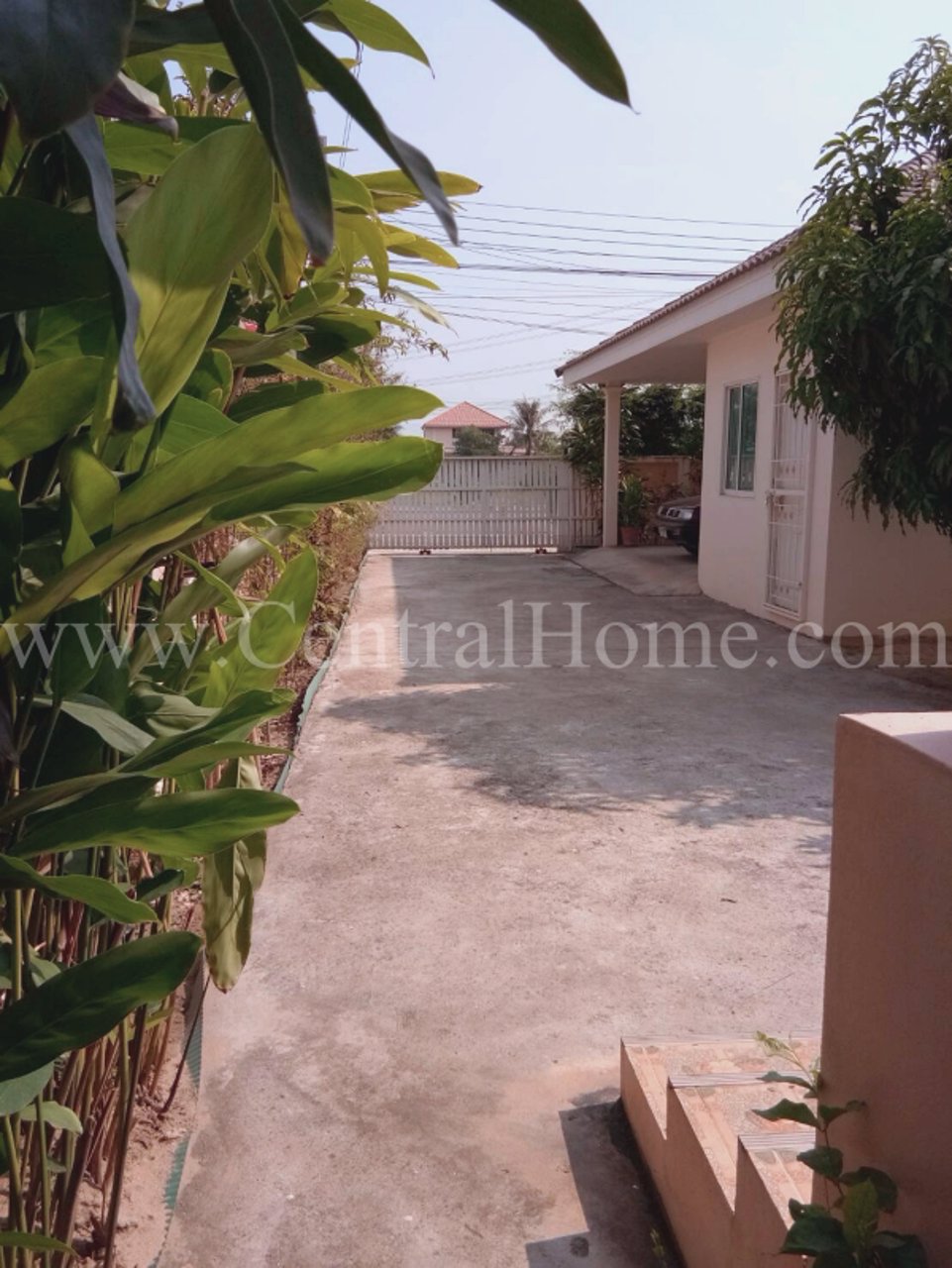 บ้านเดี่ยว-รุ่งกานต์-2-ไทรน้อย-วิวดี-หน้าหลัง-ไม่ติดใคร