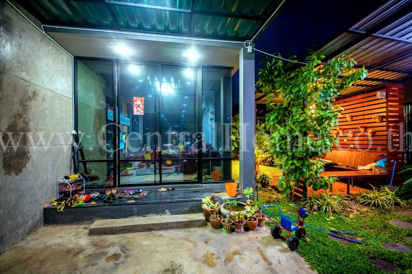 บ้านแฝด-สไตล์-loft-2-ชั้น-the-season-เพชรเกษม-69