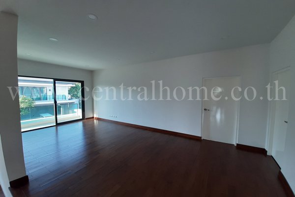 บ้านเดี่ยว-หมู่บ้าน-the-city-รัชดาฯ-วงศ์สว่าง-หลังมุม-ต้นโครงการ