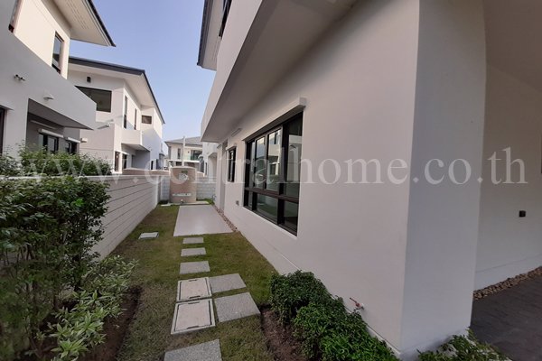 บ้านเดี่ยว-หมู่บ้าน-the-city-รัชดาฯ-วงศ์สว่าง-หลังมุม-ต้นโครงการ