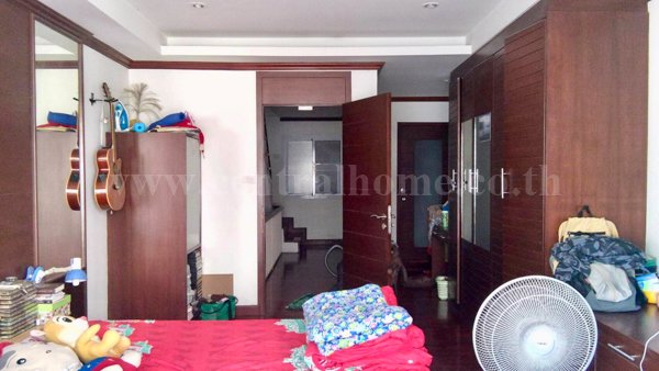 อาคารพาณิชย์-45-ชั้น-ถนน-เจริญกรุง-78-ใกล้เอเชียทีค