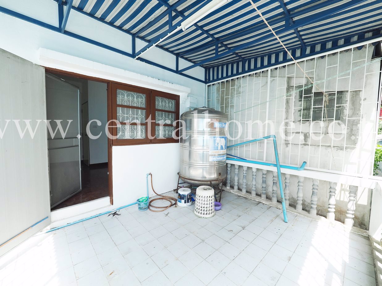 ทาวน์เฮ้าส์-ซอย-เรวดี-62-35-ชั้น-บ้านสวยพร้อมเข้าอยู่ราคาถูก