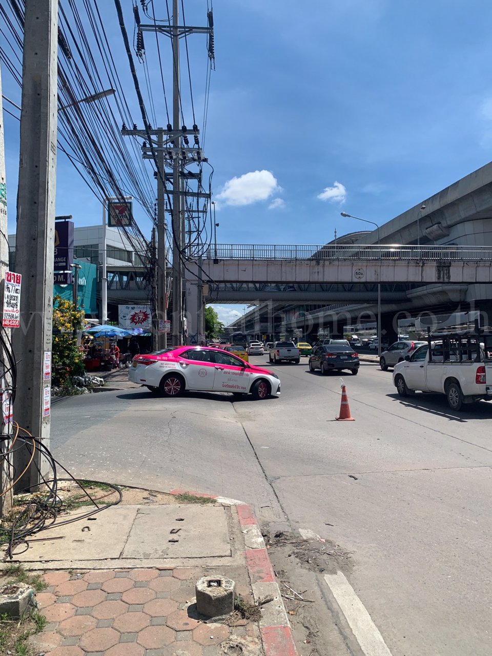 อาคารพาณิชย์-ติดถนนใหญ่-เยื้อง-เซ็นทรัล-เวสเกต