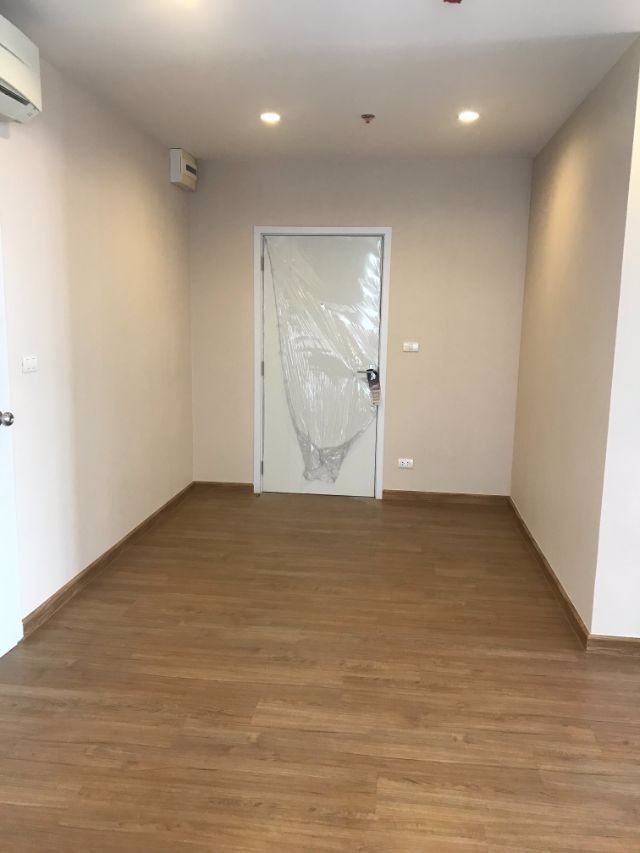 ขายเดอะ-ทรี-อินเตอร์เชนจ์-2นอน-71ตรม-ชั้น12-ตึกa-วิวแม่น้ำเจ้าพระ