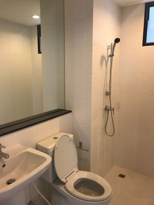 ขายเดอะ-ทรี-อินเตอร์เชนจ์-2นอน-71ตรม-ชั้น12-ตึกa-วิวแม่น้ำเจ้าพระ