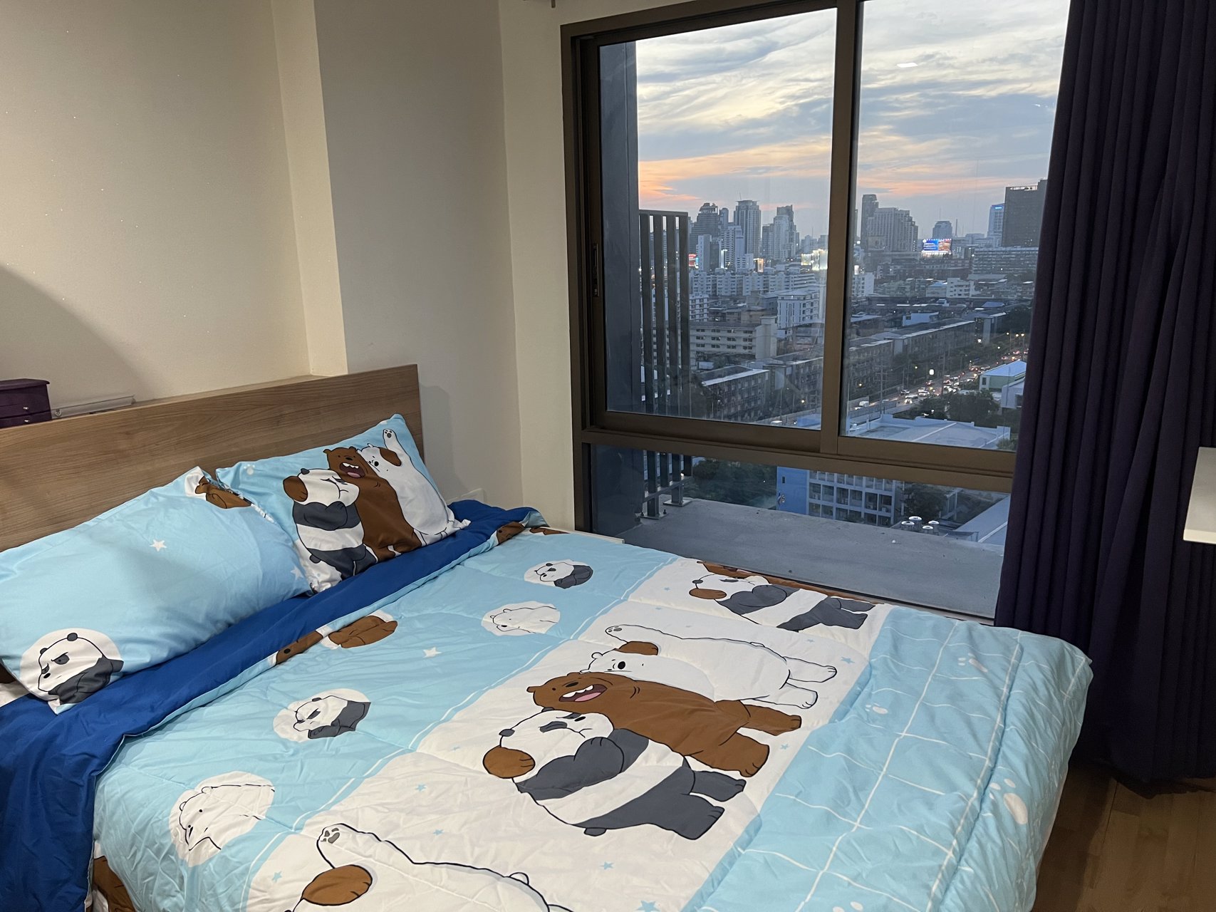 คาซ่าคอนโดอโศก-ดินแดง