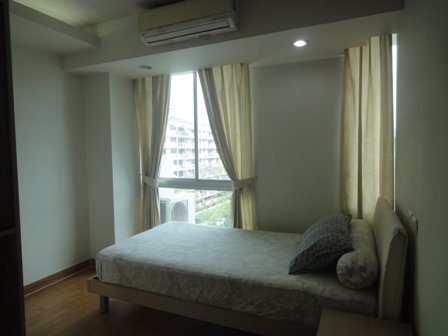 2-beds-2-baths-80sqm-for-sale-near-bts-onnut-garden-view-and-cozy-style