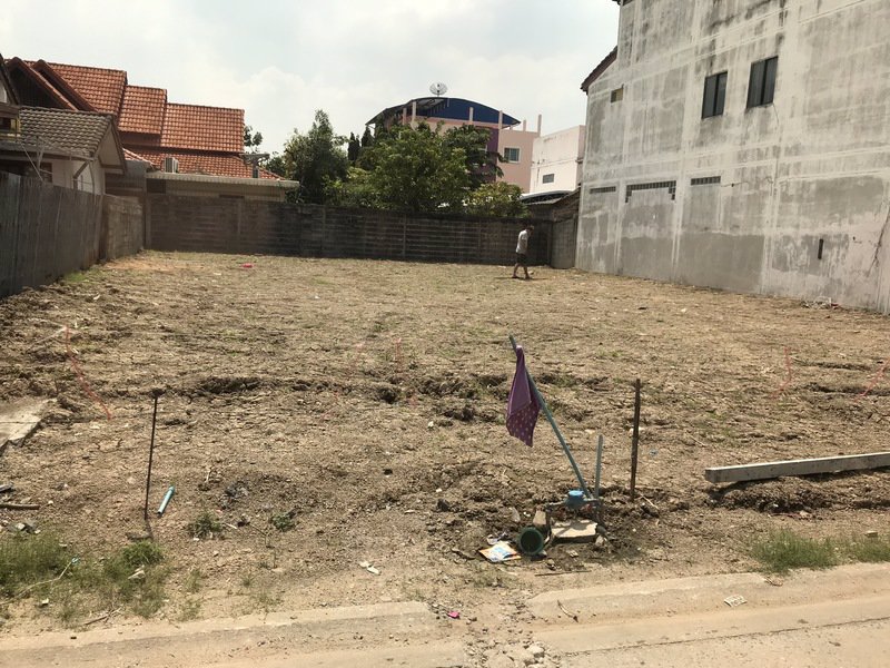 ขายที่ดินเปล่าถมแล้ว-101-ตารางวา-ซอยประชาชื่น-37-เข้าซอย-800-เมตร-ขายตารางวาละ-150000-เหมาะสำหรับปล