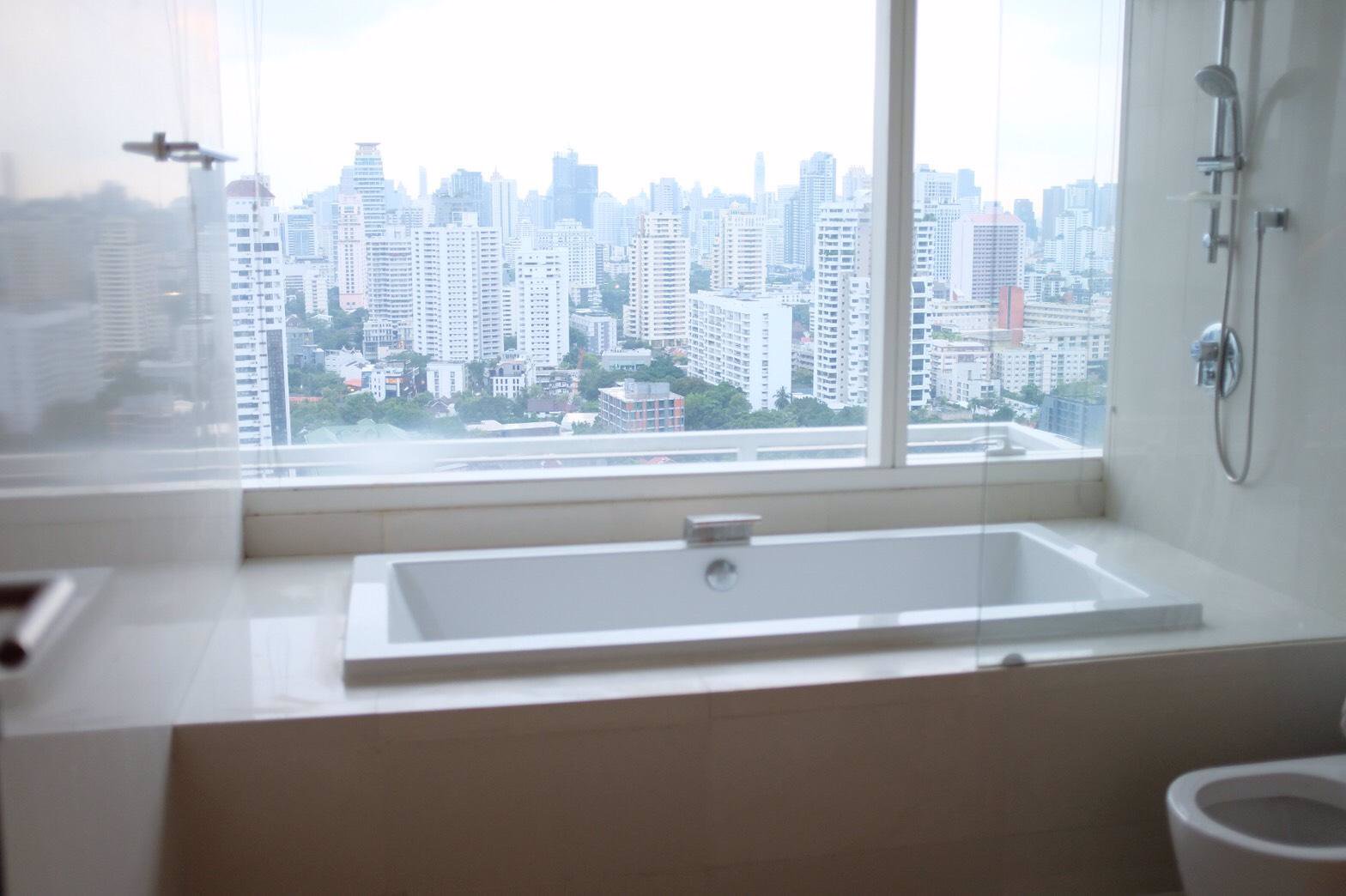 ให้เช่าคอนโด-eight-thonglor-เอท-ทองหล่อ-ใกล้รถไฟฟ้า-bts-ทองหล่อ-วิวสวย