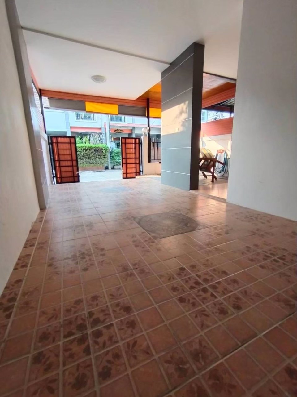 ขายบ้าน-หมู่บ้านนนท์ธารา2-นครอินทร์-บ้านทาวน์เฮ้าส์-2-ชั้น-พร้อมอยู่อาศัย