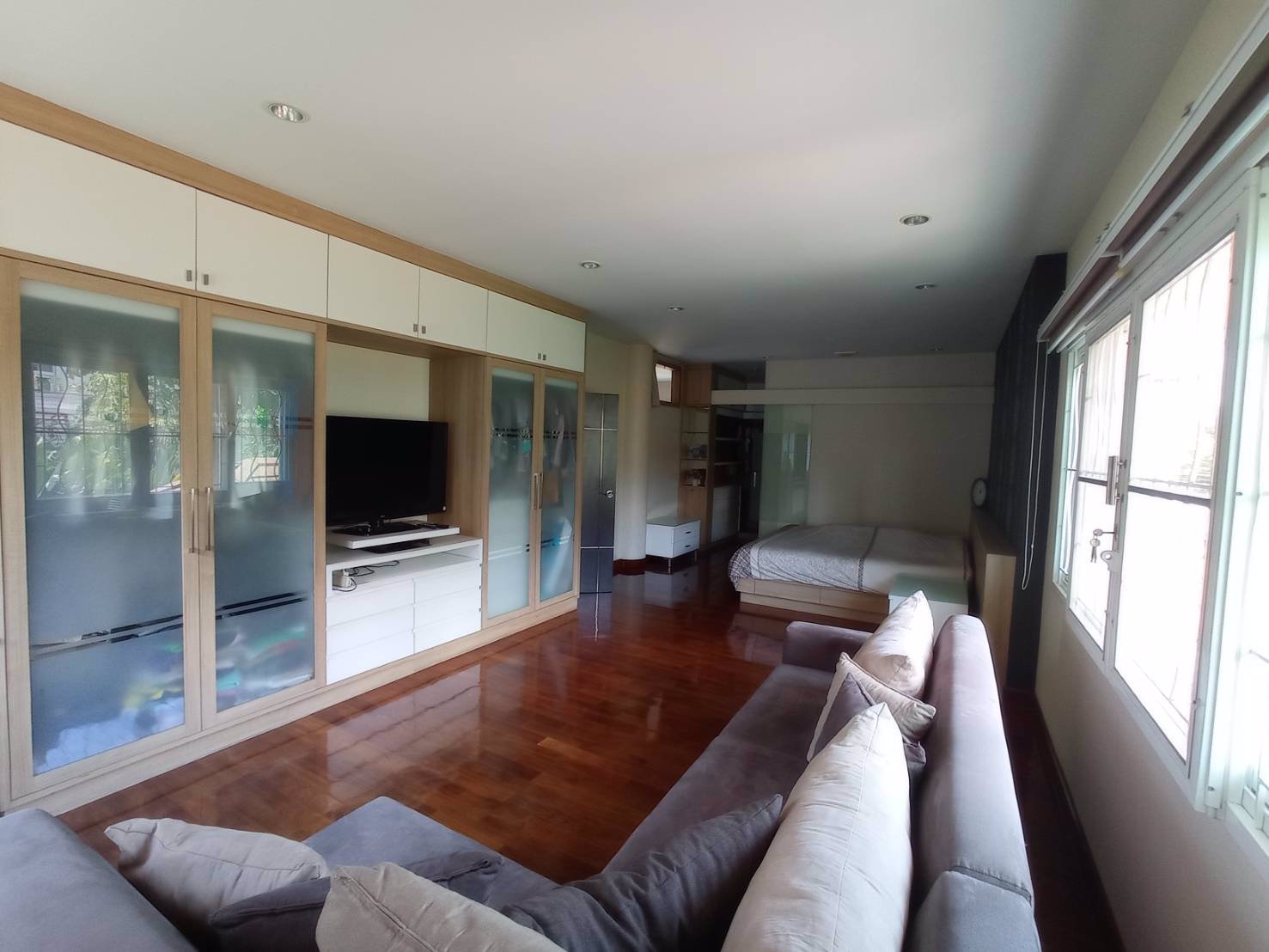 ขายด่วน-เจ้าของขายเอง-บ้านเดี่ยวหลังใหญ่-พร้อมเรือนรับรองอีก-1-หลัง